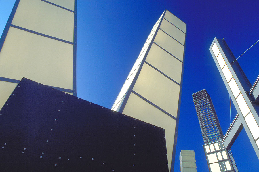 Vaughan Mills Shopping Centre Entrance Icons Soheil Mosun Limited